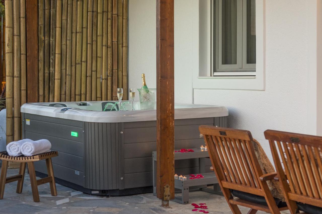 Kallia'S Suites Milos Adamantas  Bagian luar foto