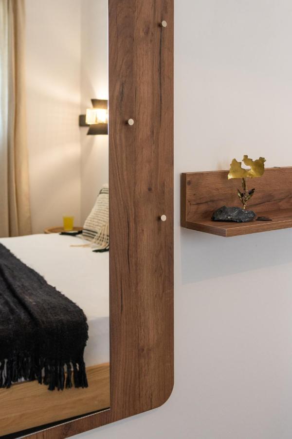 Kallia'S Suites Milos Adamantas  Bagian luar foto